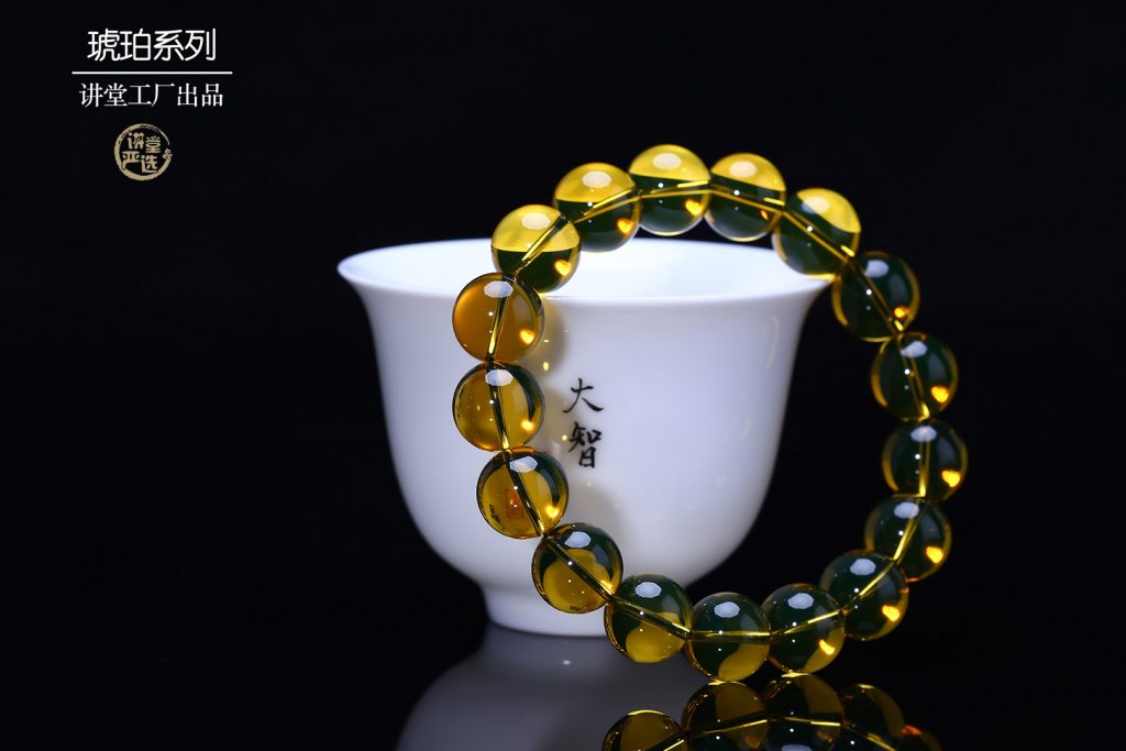 长期佩戴琥珀有什么功效和作用？对身体好吗？