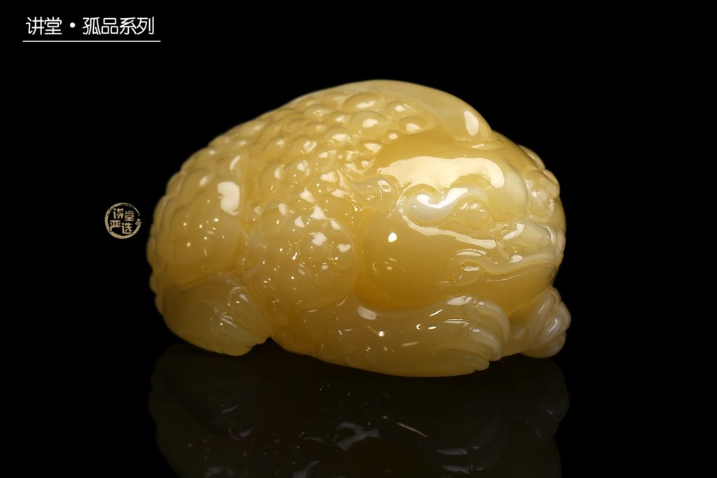 你知道蜜蜡三脚金蟾的由来和摆放要点都是什么吗？