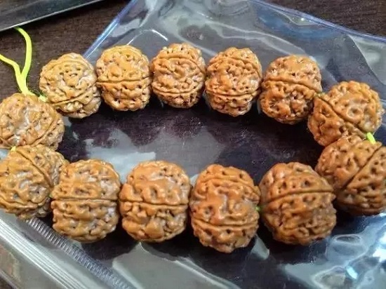尴尬期丑哭，包浆后华丽逆袭的文玩手串 文玩天下 第3张
