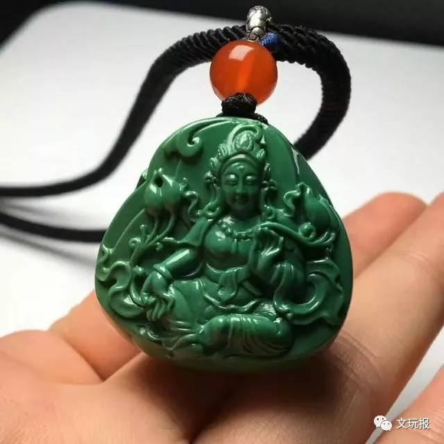 文玩界里的四大天王和田玉,绿松石,蜜蜡,南红 文玩天下 第3张