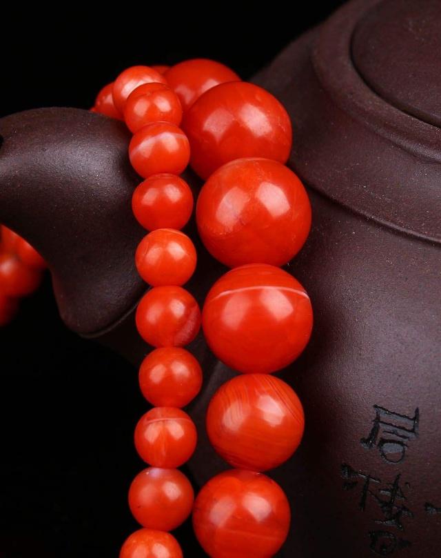 文玩新手:入门只玩这几种手串,别的都是“LJ”,不玩也罢。 文玩天下 第9张 文玩新手:入门只玩这几种手串,别的都是“LJ”,不玩也罢。 文玩天下 第9张