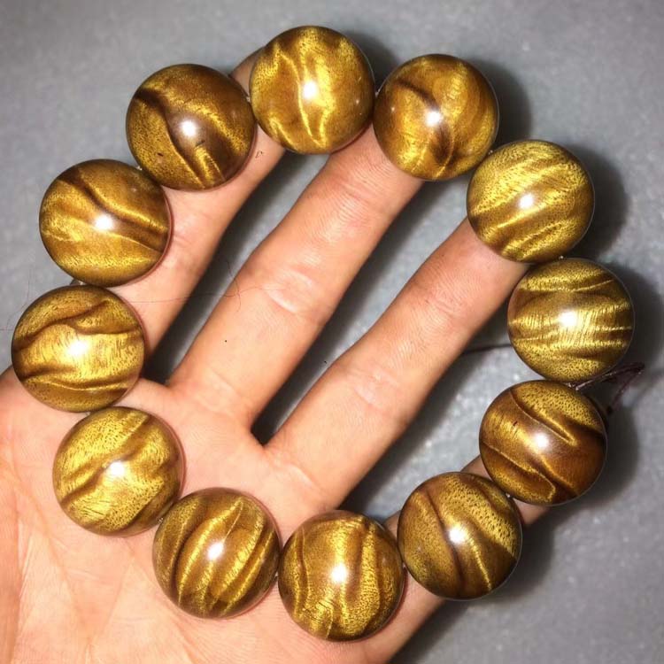 金丝楠木和紫檀木哪个贵 金丝楠木和紫檀木的区别