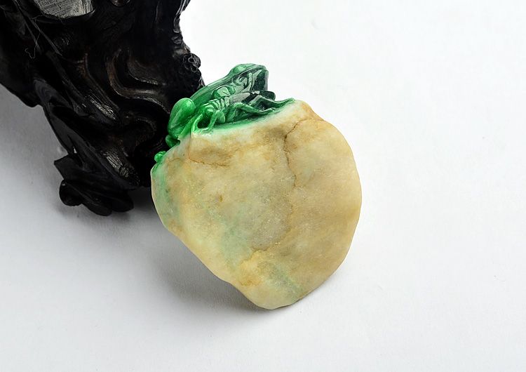 选购翡翠摆件的技巧 选购翡翠摆件的技巧