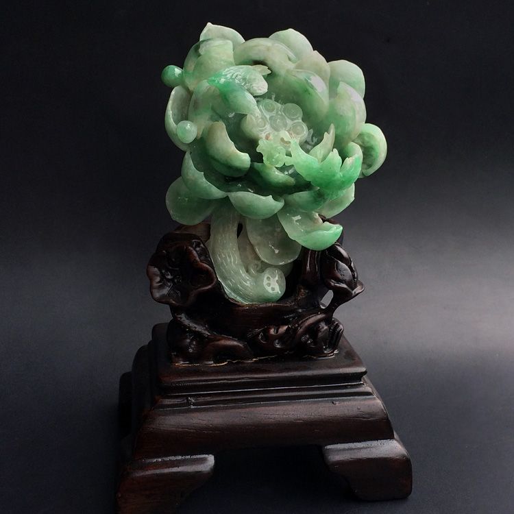选购翡翠摆件的技巧 选购翡翠摆件的技巧