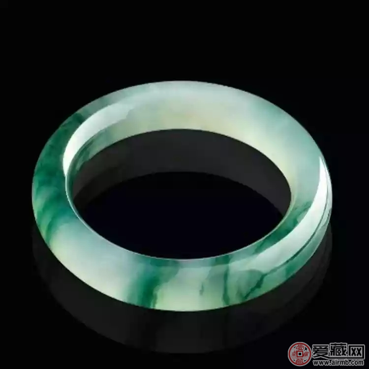 不同的翡翠价位，都是根据什么决定的?