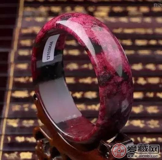 哪些玉不养人呢? 哪些玉不养人呢?