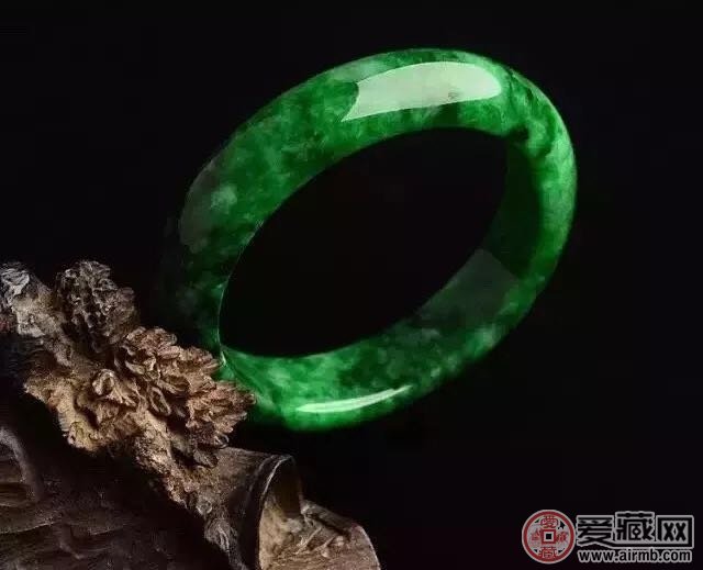 翡翠到底有多少种颜色? 翡翠到底有多少种颜色?