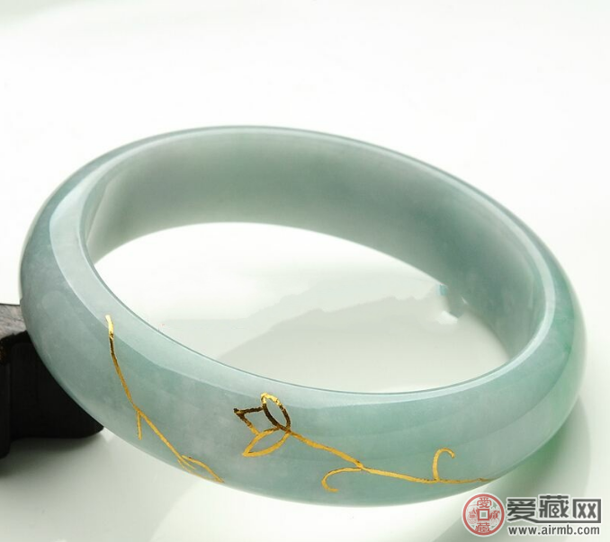 翡翠手镯断了怎么办呢? 翡翠手镯断了怎么办呢?