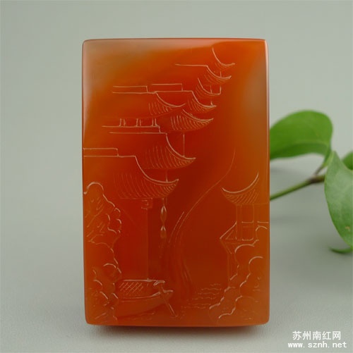 2014上海珠宝首饰展今日开幕 南红玛瑙精品抢先看