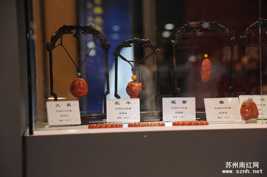 展柜精品南红玛瑙欣赏